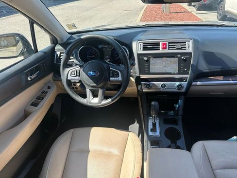 Used 2017 Subaru Outback 2.5i Limited image 22