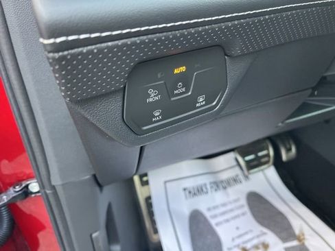 Used 2024 Volkswagen Atlas Cross Sport SEL R-Line image 26