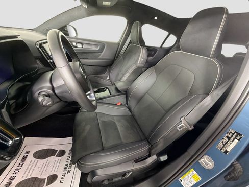 Certified 2023 Volvo C40 P8 Recharge Ultimate AWD/4WD image 23