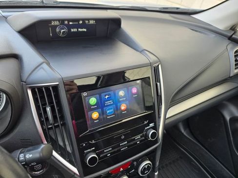 Used 2022 Subaru Forester Premium image 36