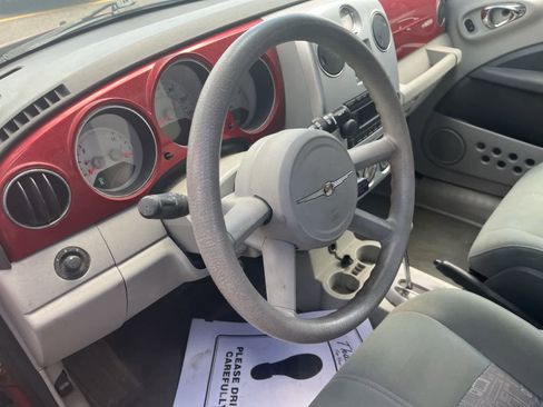 Used 2006 Chrysler PT Cruiser Touring FWD image 25
