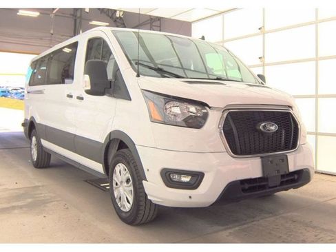 Used 2024 Ford Transit 350 XLT image 3