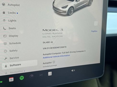 Used 2022 Tesla Model 3 Long Range image 16