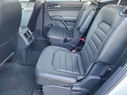 Used 2022 Volkswagen Atlas SEL Premium image 15