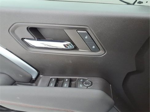 Used 2023 Chevrolet Colorado Z71 w/ Z71 Convenience Package 2 image 14