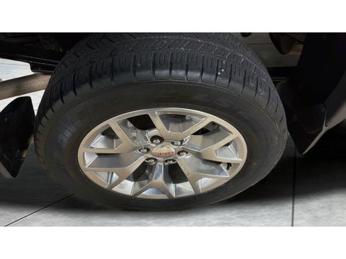 Used 2018 GMC Sierra 1500 SLT image 19