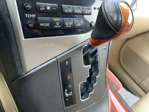 Used 2011 Lexus RX 350 AWD w/ Premium Pkg image 24