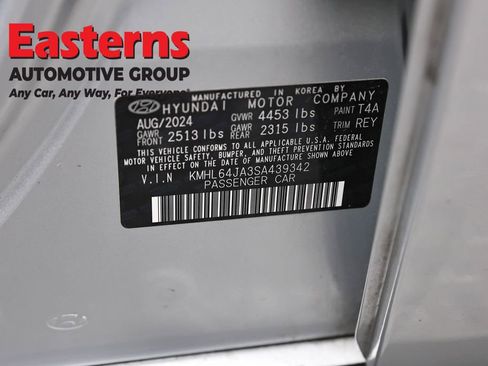 Used 2025 Hyundai Sonata SEL FWD image 35
