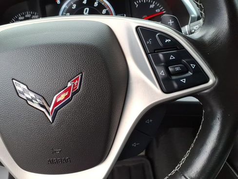 Used 2019 Chevrolet Corvette Stingray Coupe w/ Carbon Flash Badge Package RWD image 25