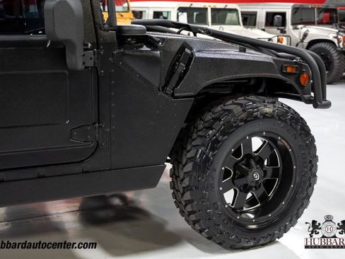 Used 2001 HUMMER H1 4-Door Wagon image 39