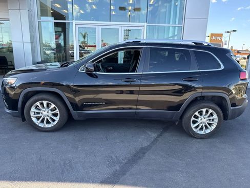 Used 2019 Jeep Cherokee Latitude w/ Popular Appearance Group FWD image 19