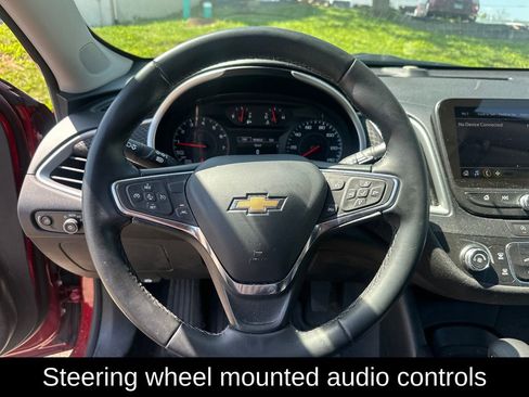 Used 2024 Chevrolet Malibu RS FWD image 11
