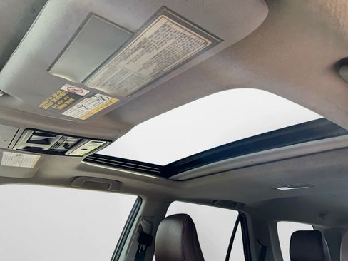 Used 2018 Toyota 4Runner Limited AWD/4WD image 21