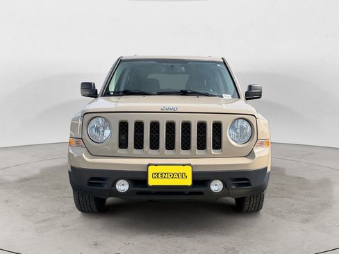 Used 2017 Jeep Patriot Sport w/ Power Value Group FWD image 6