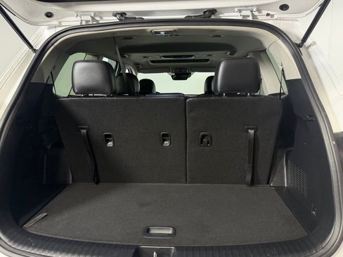 Used 2024 Kia Telluride S w/ S Sunroof Package FWD image 34