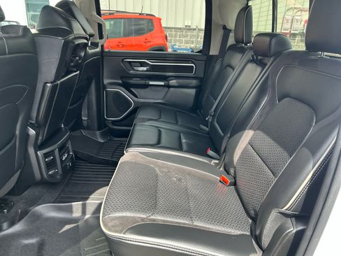 Used 2022 RAM 1500 Laramie w/ Off Road Group AWD/4WD image 23