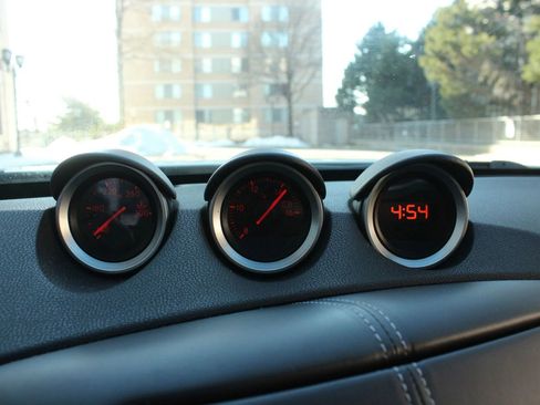 Used 2014 Nissan 370Z Touring image 21