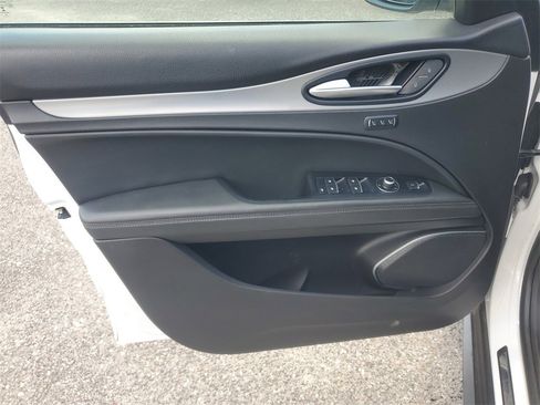 Used 2019 Alfa Romeo Stelvio Ti Sport w/ Quick Order Package 22S Sport image 25