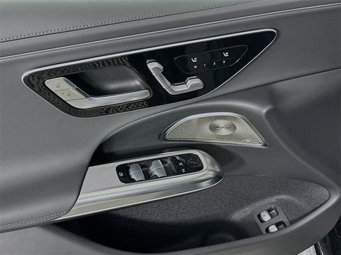 New 2026 Mercedes-Benz E 53 AMG e 4MATIC Sedan image 18