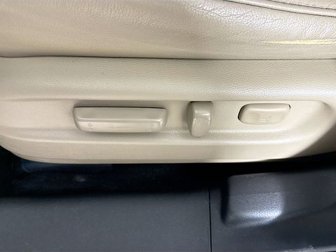 Used 2016 Honda Pilot Touring image 24