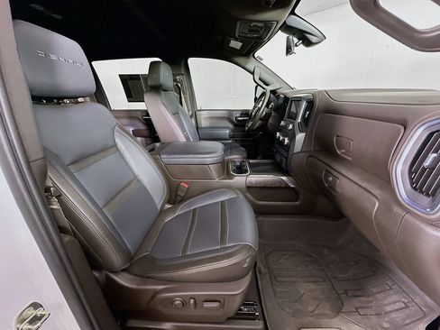 Used 2023 GMC Sierra 2500 Denali w/ Technology Package AWD/4WD image 10