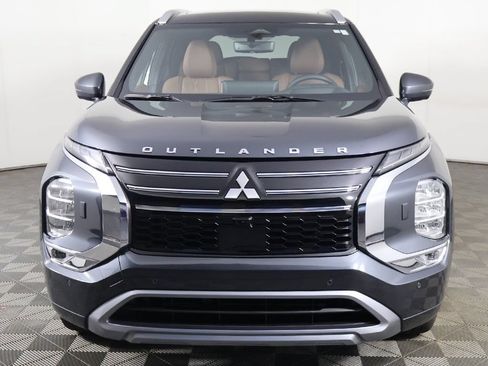 Used 2025 Mitsubishi Outlander SEL AWD/4WD image 16