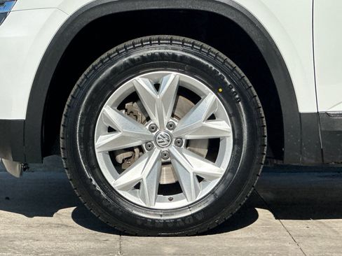 Used 2018 Volkswagen Atlas SE image 27