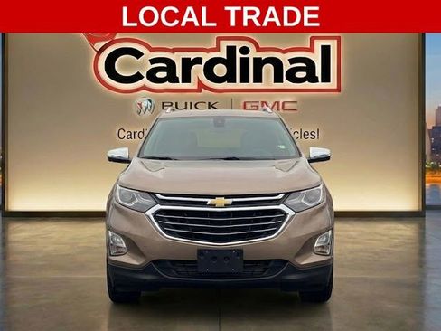 Used 2018 Chevrolet Equinox LT w/ Sun & Infotainment Package image 3
