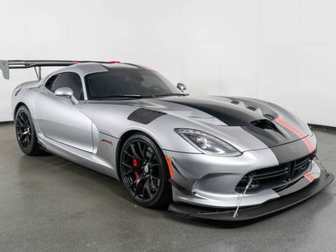 Used 2016 Dodge Viper ACR w/ Extreme Aero Package RWD image 1