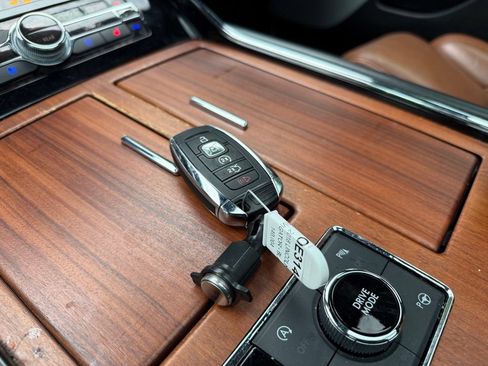 Used 2018 Lincoln Navigator L Reserve w/ Technology Package AWD/4WD image 30
