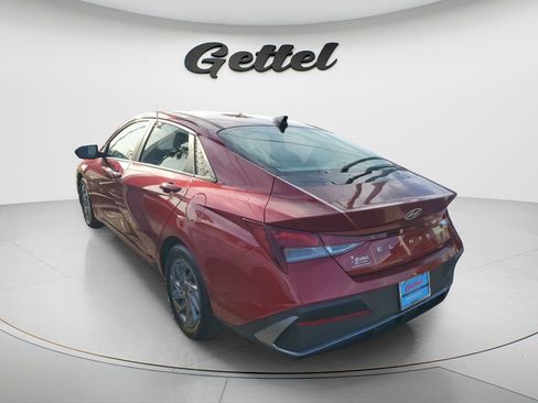 Certified 2024 Hyundai Elantra SEL image 5