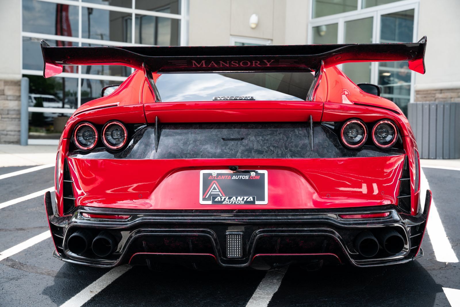 Used 2020 Ferrari 812 Superfast RWD image 19