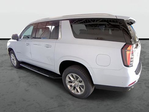 New 2026 Chevrolet Suburban Premier w/ Sun And Tow Package image 11