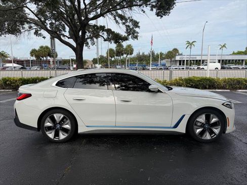 Used 2023 BMW i4 eDrive35 RWD image 13