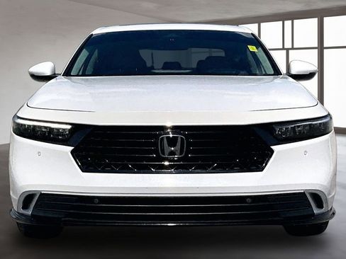 Certified 2023 Honda Accord Touring image 2