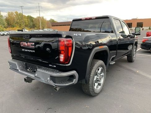 New 2026 GMC Sierra 2500 SLE w/ SLE Value Package; image 4
