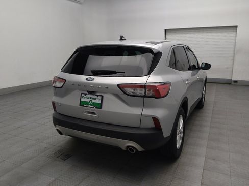 Used 2020 Ford Escape SE image 9