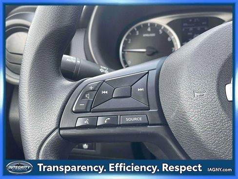 Certified 2025 Nissan Kicks Play S image 20