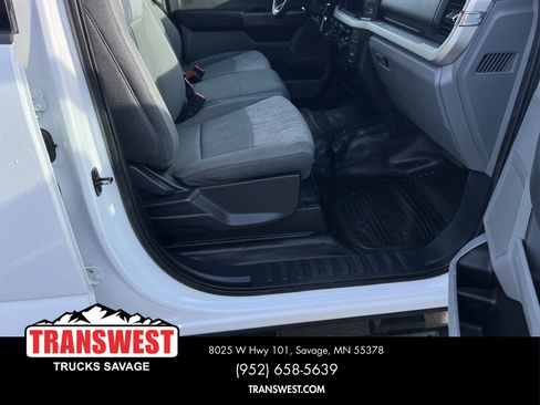 Used 2024 Ford F350 XLT w/ FX4 Off-Road Package image 3