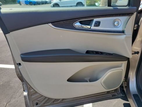 Used 2019 Lincoln Nautilus Reserve w/ Ultimate Package AWD/4WD image 38