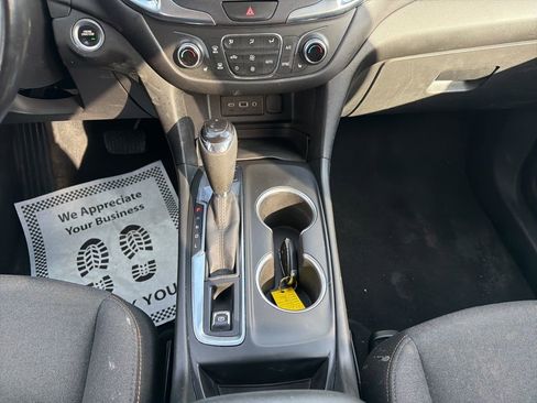 Used 2021 Chevrolet Equinox LT image 15