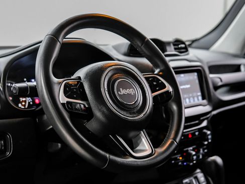 Used 2020 Jeep Renegade Latitude image 21