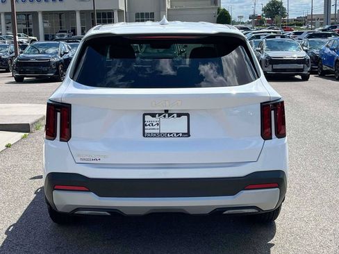 Certified 2026 Kia Sorento LX FWD image 26