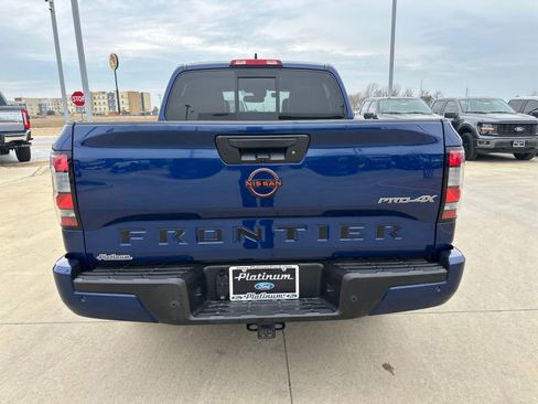 Used 2022 Nissan Frontier PRO-4X w/ Pro-4X Premium Package image 4