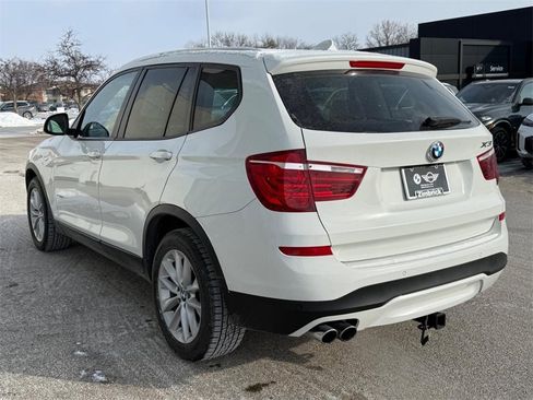 Used 2017 BMW X3 sDrive28i image 5