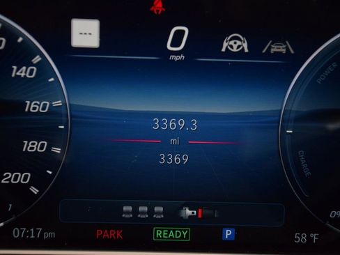 Used 2025 Mercedes-Benz E 53 AMG e 4MATIC Sedan image 25