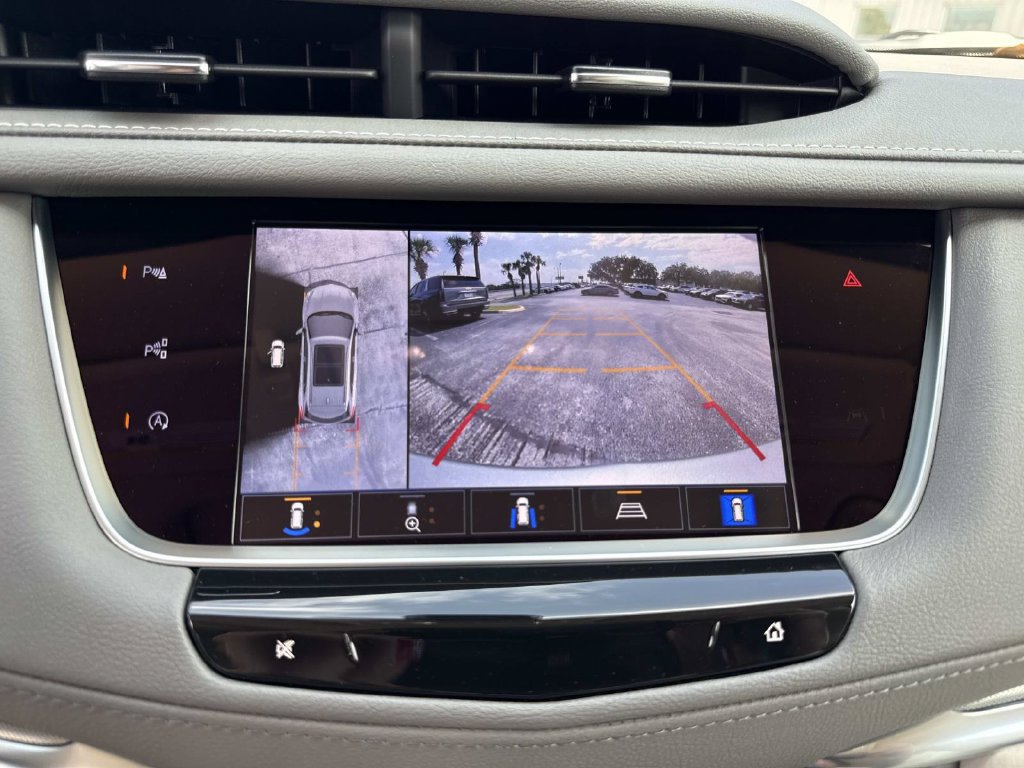 New 2026 Cadillac XT5 Premium Luxury w/ Driver Assist Package FWD image 24