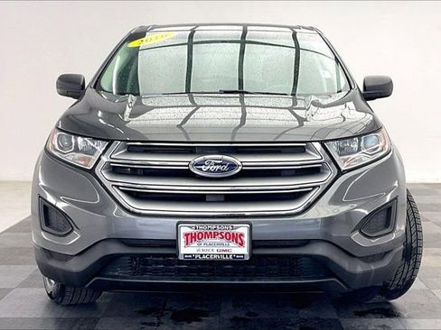 Used 2016 Ford Edge SE image 2