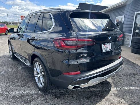 Used 2023 BMW X5 xDrive40i AWD/4WD image 3