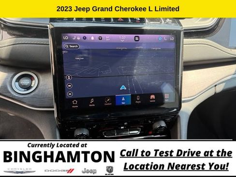 Used 2023 Jeep Grand Cherokee L Limited AWD/4WD image 13